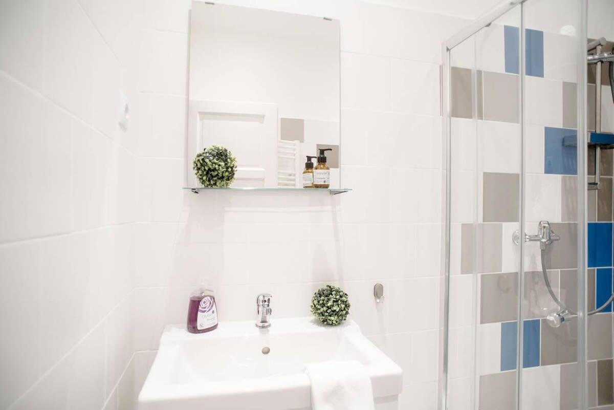 Cute, New And Modern Apartment In The Center Budapest Bagian luar foto